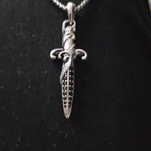 Elegant Silver Dagger Pendant Necklace